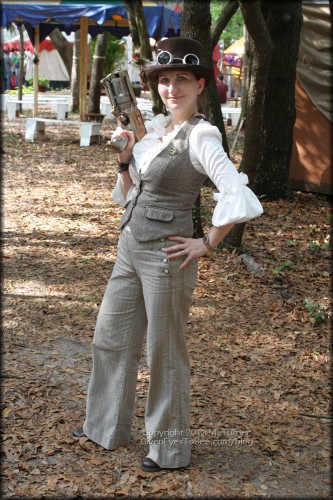 My first ever attempt at putting together a steampunk outfit!