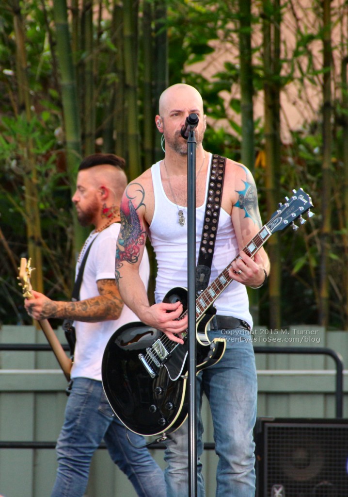 Chris Daughtry performs live in concert at Busch Gardens Tampa Food and Wine Festival April 25, 2015